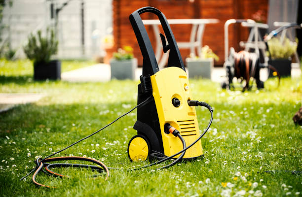 Best Gas Station Cleaning  in Stratford, WI
